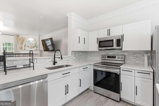 6720 Stoneleigh Way 9, Mableton, GA 30126
