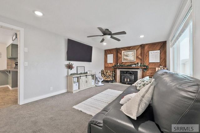 201 N 2300 E, St Anthony, ID 83445