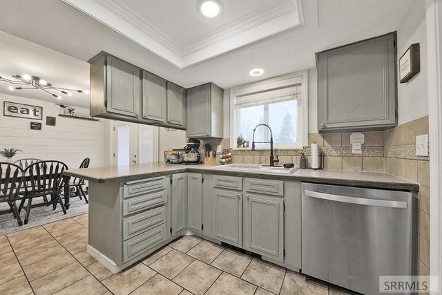 201 N 2300 E, St Anthony, ID 83445