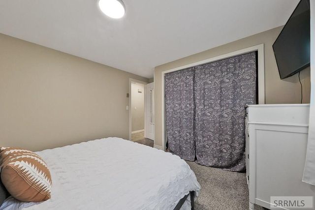 201 N 2300 E, St Anthony, ID 83445