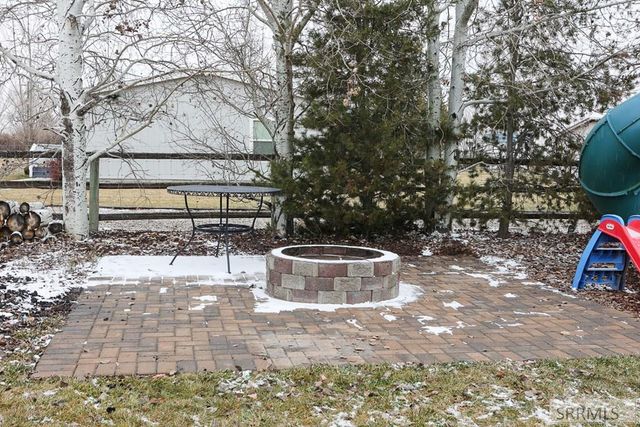 201 N 2300 E, St Anthony, ID 83445