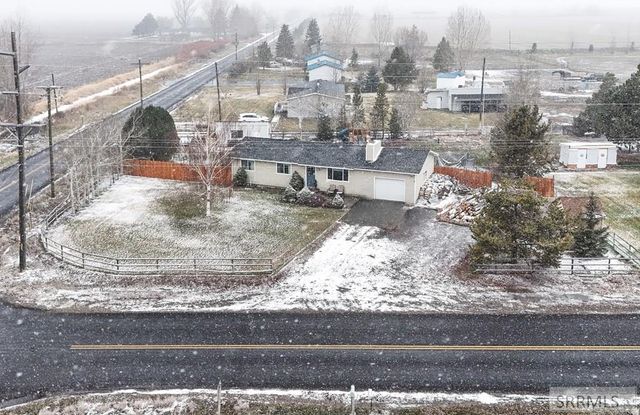 201 N 2300 E, St Anthony, ID 83445