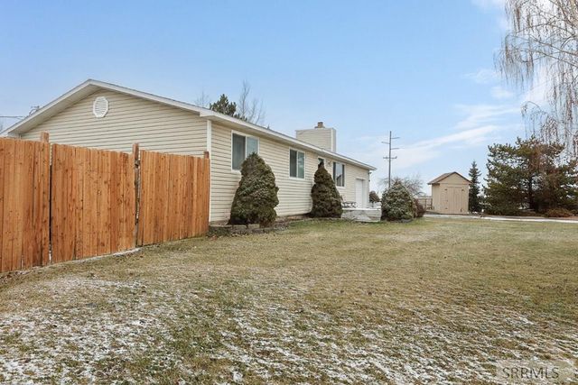 201 N 2300 E, St Anthony, ID 83445