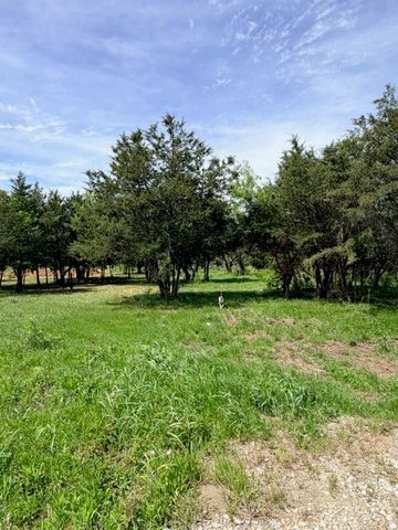 9798 County Road 146, Kaufman, TX 75142