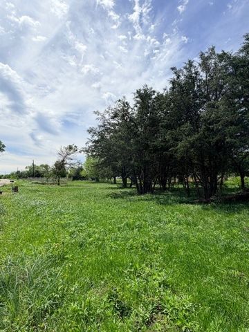 9798 County Road 146, Kaufman, TX 75142