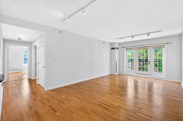 300 Allston St 315, Boston, MA 02135
