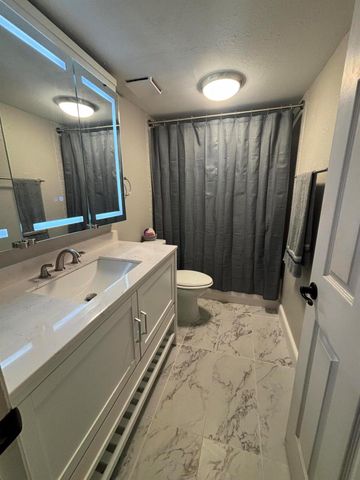 5600 N Flagler Drive 401, West Palm Beach, FL 33407