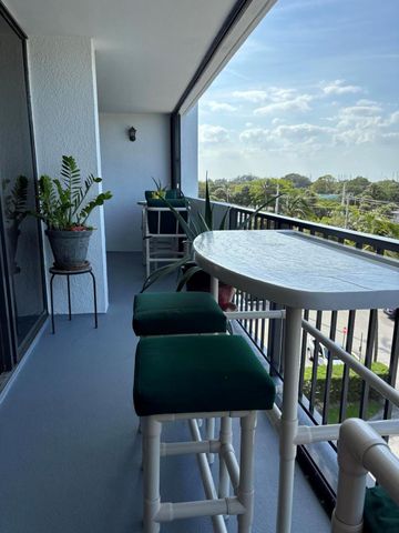 5600 N Flagler Drive 401, West Palm Beach, FL 33407