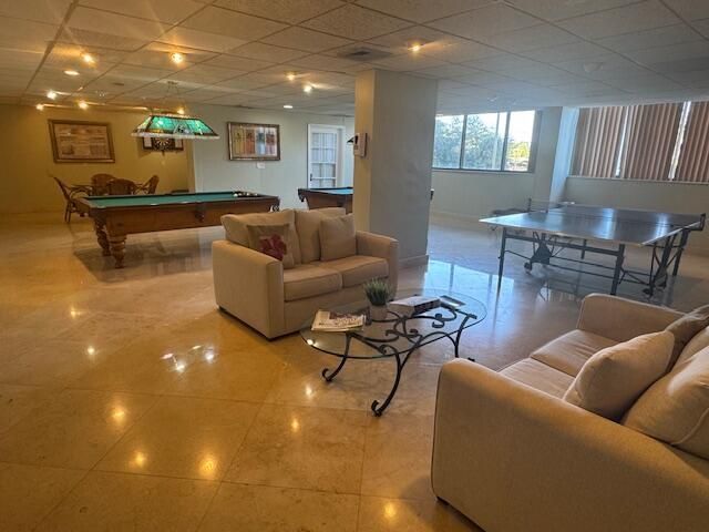 5600 N Flagler Drive 401, West Palm Beach, FL 33407