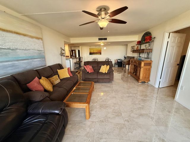 5600 N Flagler Drive 401, West Palm Beach, FL 33407