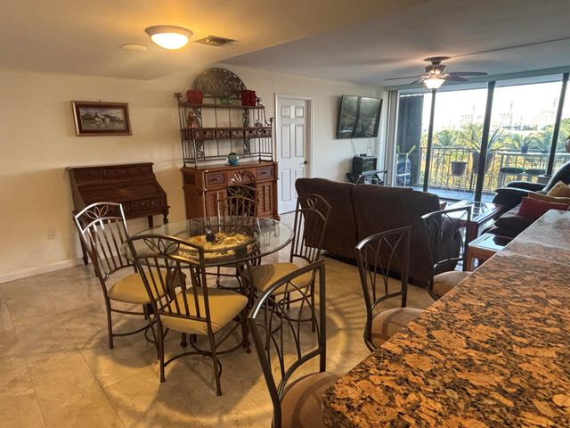 5600 N Flagler Drive 401, West Palm Beach, FL 33407