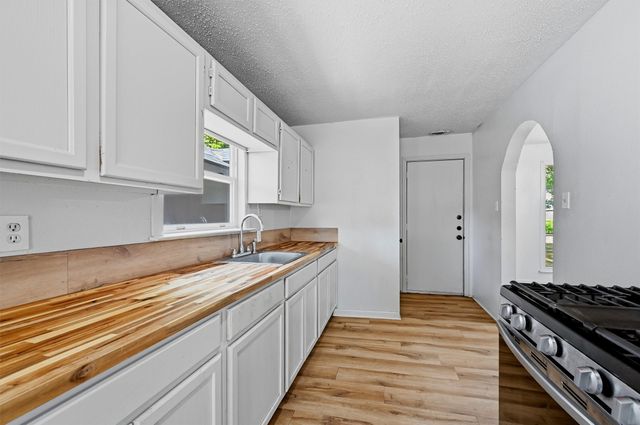 1313 E Lamar Street, Sherman, TX 75090