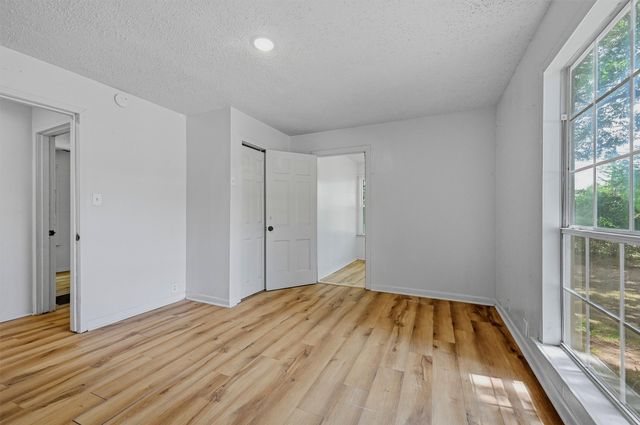 1313 E Lamar Street, Sherman, TX 75090