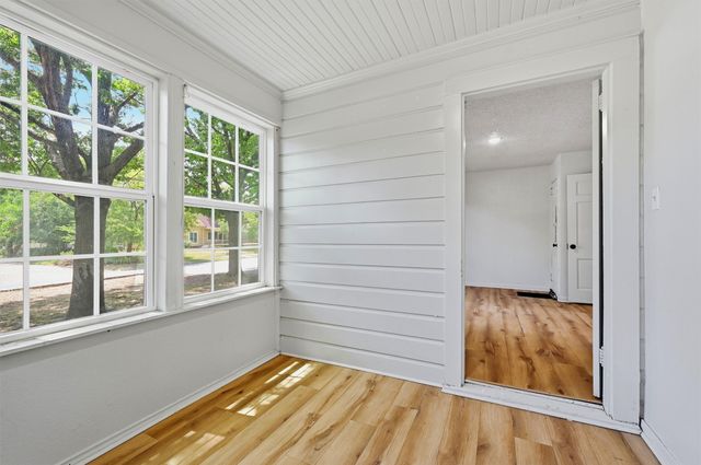1313 E Lamar Street, Sherman, TX 75090