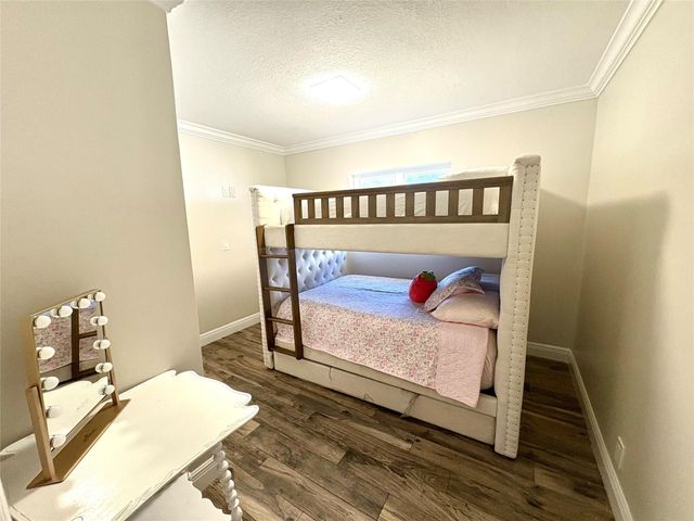 2300 NE 26th Avenue, Pompano Beach, FL 33062