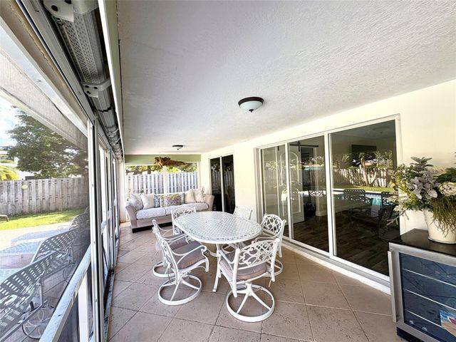 2300 NE 26th Avenue, Pompano Beach, FL 33062