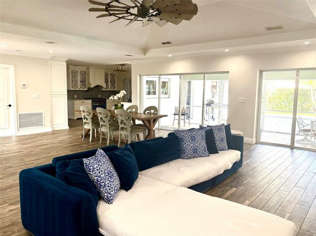 2300 NE 26th Avenue, Pompano Beach, FL 33062