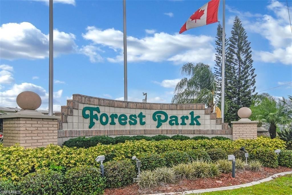 515 Blossom CT, NORTH FORT MYERS, FL 33917 — photo 2