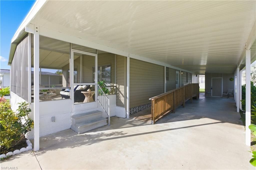 515 Blossom CT, NORTH FORT MYERS, FL 33917 — photo 5