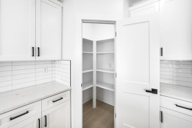 937 Ferree Road, Campobello, SC 29322