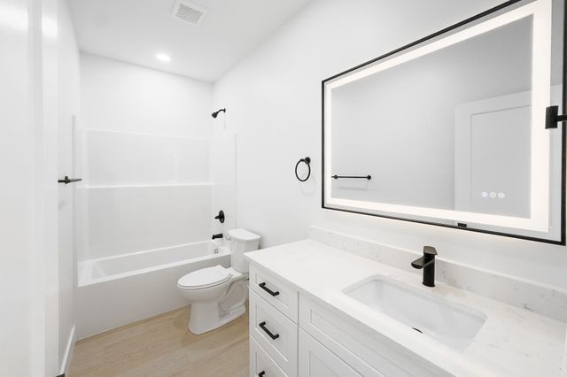 937 Ferree Road, Campobello, SC 29322