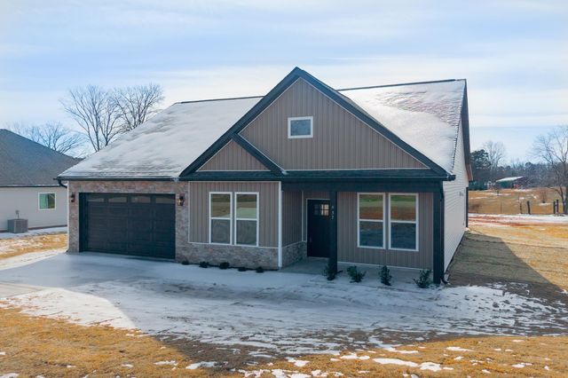 937 Ferree Road, Campobello, SC 29322