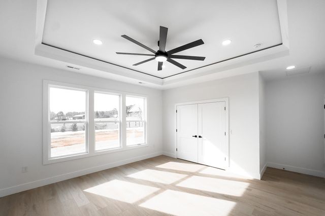 937 Ferree Road, Campobello, SC 29322