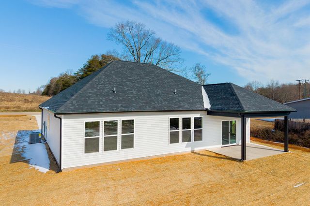 937 Ferree Road, Campobello, SC 29322