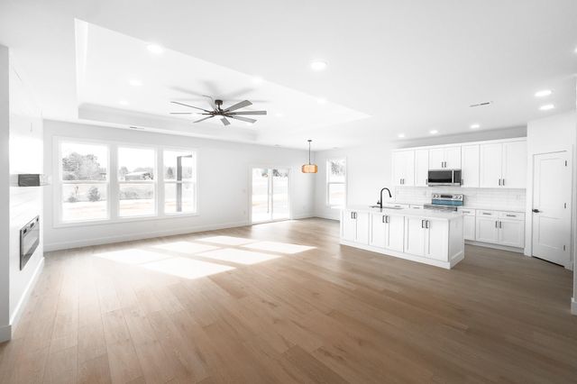 937 Ferree Road, Campobello, SC 29322