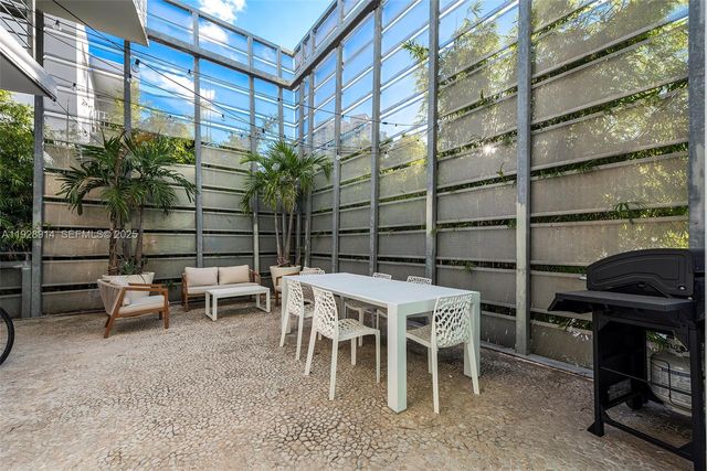 221 Jefferson Ave 2, Miami Beach, FL 33139