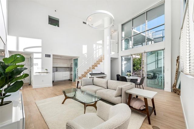 221 Jefferson Ave 2, Miami Beach, FL 33139