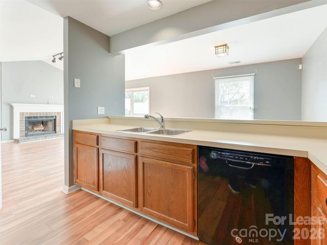 766 Marsh Road 7, Charlotte, NC 28209