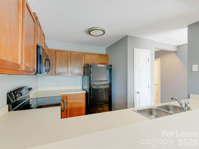 766 Marsh Road 7, Charlotte, NC 28209