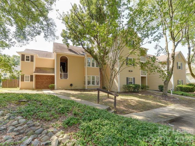 766 Marsh Road 7, Charlotte, NC 28209