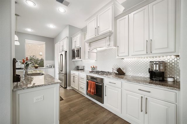 4303 Cottonwood Creek Lane, Manvel, TX 77578