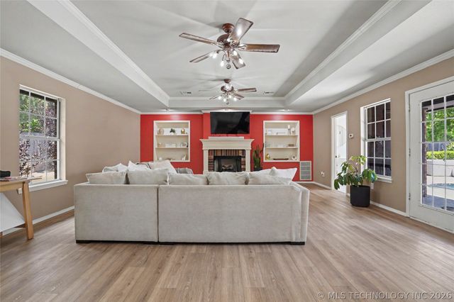 9503 E 112th Place S, Bixby, OK 74008