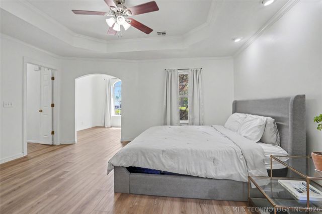 9503 E 112th Place S, Bixby, OK 74008