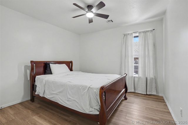 9503 E 112th Place S, Bixby, OK 74008
