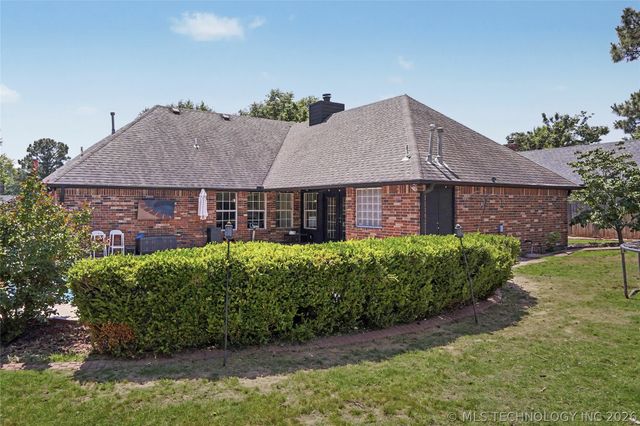 9503 E 112th Place S, Bixby, OK 74008