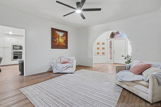 9503 E 112th Place S, Bixby, OK 74008