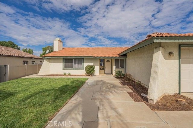 30041 Windward Drive, Canyon Lake, CA 92587