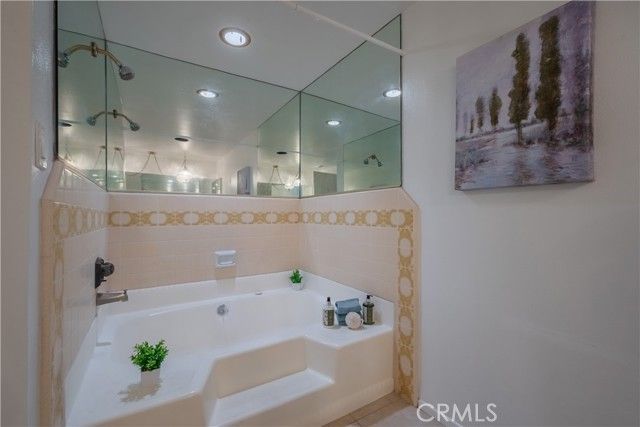 30041 Windward Drive, Canyon Lake, CA 92587