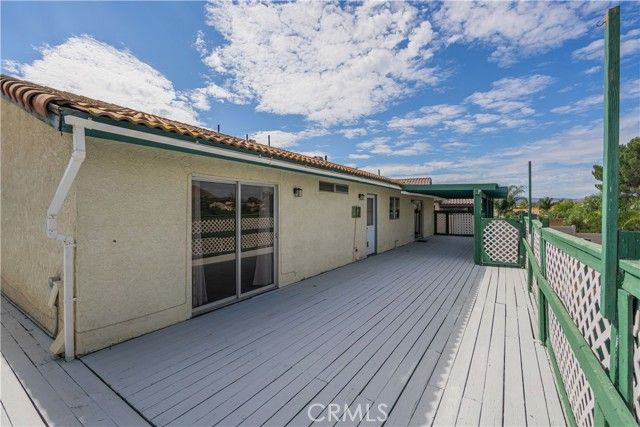 30041 Windward Drive, Canyon Lake, CA 92587