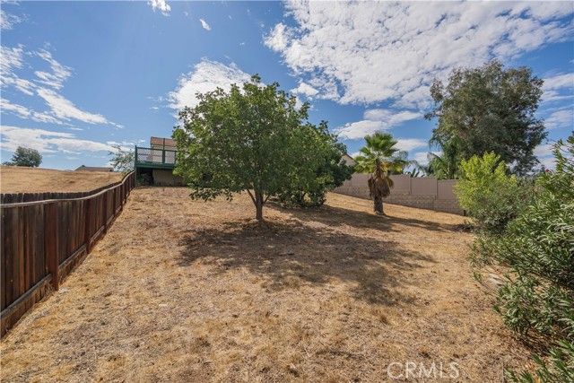 30041 Windward Drive, Canyon Lake, CA 92587