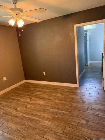 322 Oak St, Denham Springs, LA 70726