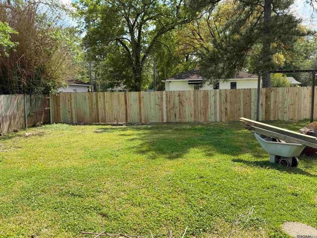 322 Oak St, Denham Springs, LA 70726