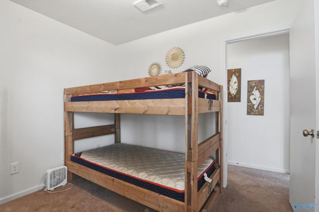 126 Whitestone Drive NE, Huntsville, AL 35810