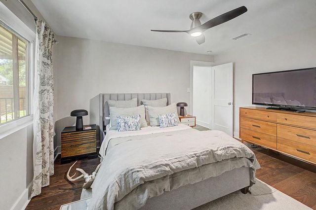 8612 Mesa DR, Austin, TX 78759