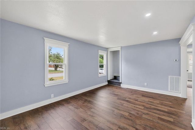 94 Kansas AVE, Portsmouth, VA 23701