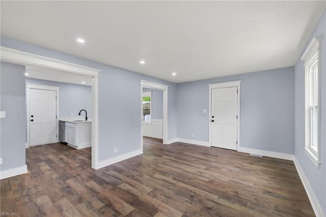 94 Kansas AVE, Portsmouth, VA 23701